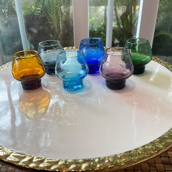 VTG Saki Cordial Colored Etched Shot Glasses - Set of 6 - Picture 3 of 10